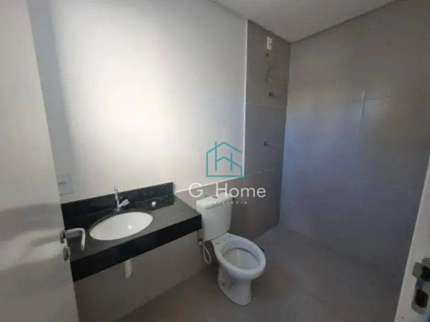 Casa com 3 quartos à venda, 180m2 em Colúmbia, Londrina - PR - imagem 7 Foto 7 de Casa com 3 quartos à venda, 180m2 em Colúmbia, Londrina - PR