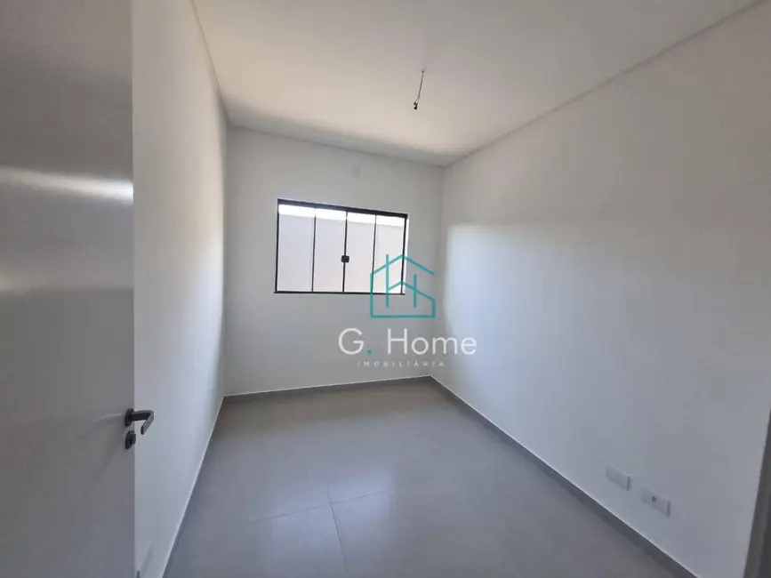 Casa com 3 quartos à venda, 180m2 em Colúmbia, Londrina - PR - imagem 6 Foto 6 de Casa com 3 quartos à venda, 180m2 em Colúmbia, Londrina - PR