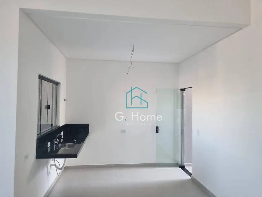 Casa com 3 quartos à venda, 180m2 em Colúmbia, Londrina - PR - imagem 4 Foto 4 de Casa com 3 quartos à venda, 180m2 em Colúmbia, Londrina - PR