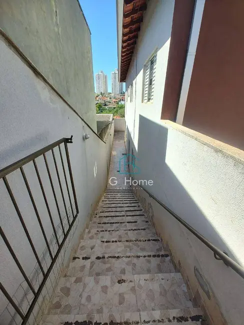 Foto 3 de Casa com 2 quartos para alugar, 120m2 em Cláudia, Londrina - PR