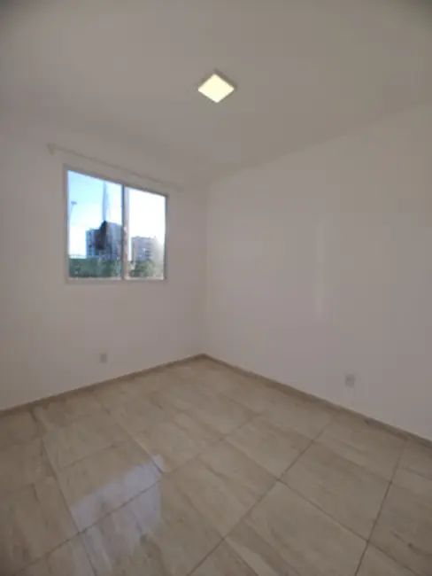 Foto 9 de Apartamento com 2 quartos à venda, 48m2 em Olímpico, Londrina - PR