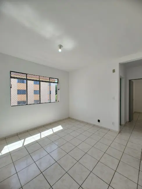 Foto 2 de Apartamento com 2 quartos para alugar, 57m2 em Jardim Agari, Londrina - PR