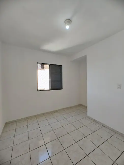 Foto 8 de Apartamento com 2 quartos para alugar, 57m2 em Jardim Agari, Londrina - PR