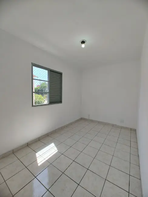 Foto 6 de Apartamento com 2 quartos para alugar, 57m2 em Jardim Agari, Londrina - PR