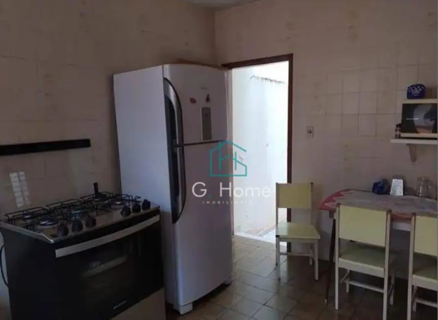 Casa com 3 quartos à venda, 246m2 em Jardim Londrilar, Londrina - PR - imagem 7 Foto 7 de Casa com 3 quartos à venda, 246m2 em Jardim Londrilar, Londrina - PR