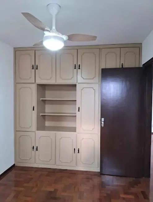 Foto 4 de Apartamento com 3 quartos para alugar, 91m2 em Vitória, Londrina - PR