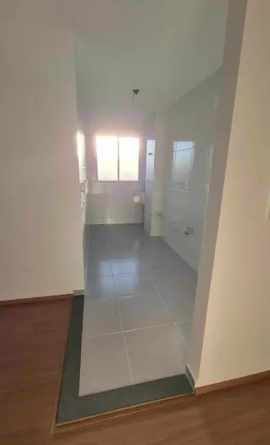 Foto 4 de Apartamento com 2 quartos à venda, 44m2 em Zona 07, Maringa - PR