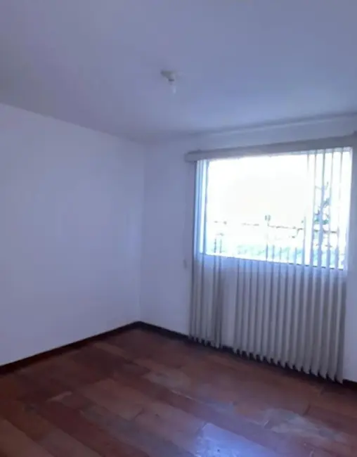 Foto 2 de Apartamento com 2 quartos à venda, 45m2 em San Fernando, Londrina - PR