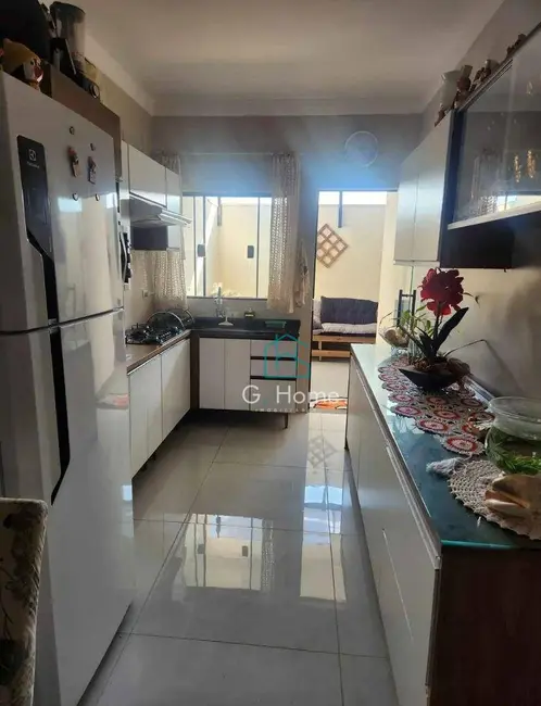 Casa com 3 quartos à venda, 90m2 em Jardim San Raphael V, Arapongas - PR - imagem 4 Foto 4 de Casa com 3 quartos à venda, 90m2 em Jardim San Raphael V, Arapongas - PR