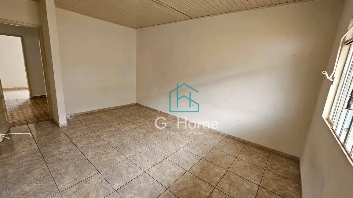Foto 8 de Casa com 5 quartos à venda, 250m2 em Carnascialli, Londrina - PR