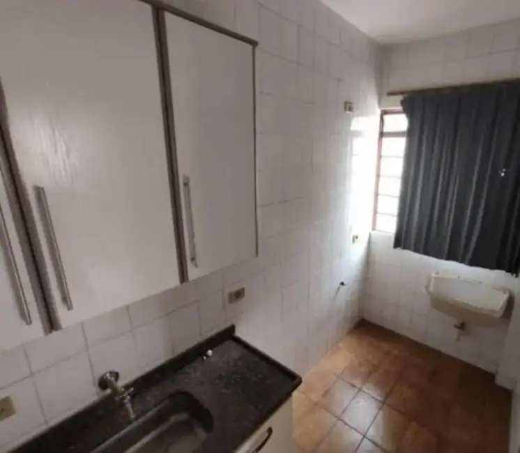 Apartamento com 1 quarto à venda, 36m2 em Centro, Londrina - PR - imagem 5 Foto 5 de Apartamento com 1 quarto à venda, 36m2 em Centro, Londrina - PR