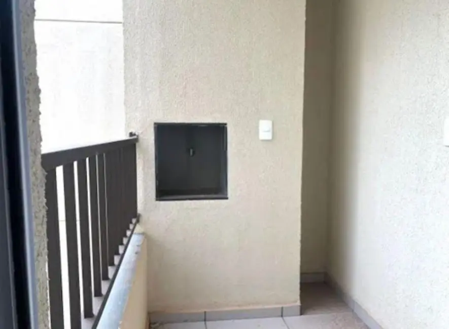 Foto 4 de Apartamento com 2 quartos para alugar, 45m2 em Londrina - PR