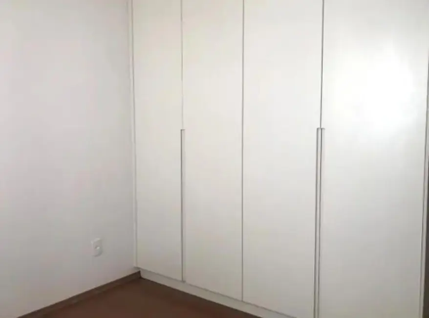 Foto 5 de Apartamento com 2 quartos para alugar, 45m2 em Londrina - PR