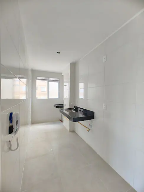 Foto 5 de Apartamento com 2 quartos para alugar, 47m2 em Londrina - PR