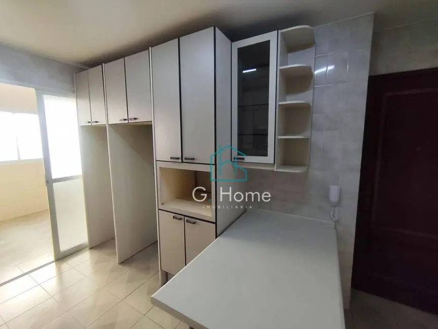 Foto 8 de Apartamento com 3 quartos à venda, 194m2 em Centro, Londrina - PR
