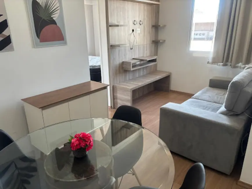 Foto 2 de Apartamento com 2 quartos à venda, 45m2 em Londrina - PR