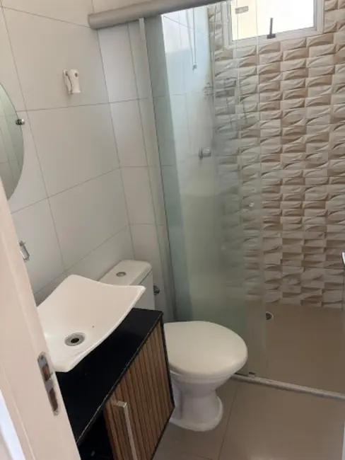 Foto 7 de Apartamento com 2 quartos à venda, 45m2 em Londrina - PR