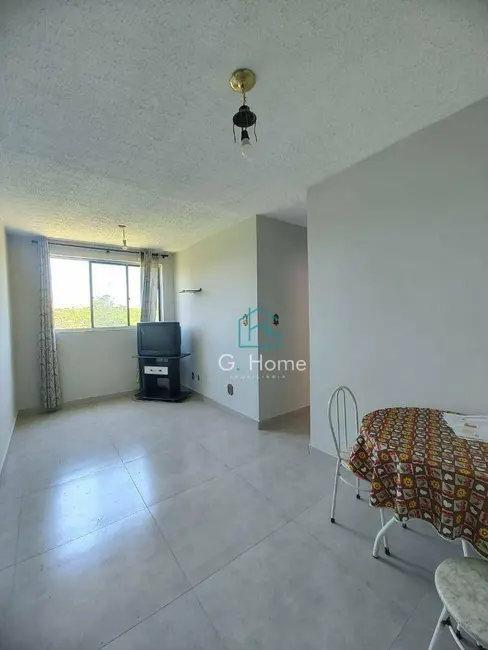 Foto 2 de Apartamento com 3 quartos para alugar, 52m2 em Londrina - PR