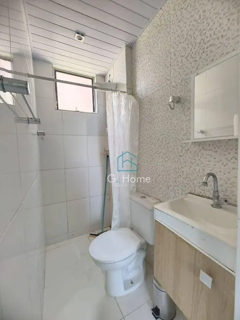 Foto 6 de Apartamento com 3 quartos para alugar, 52m2 em Londrina - PR