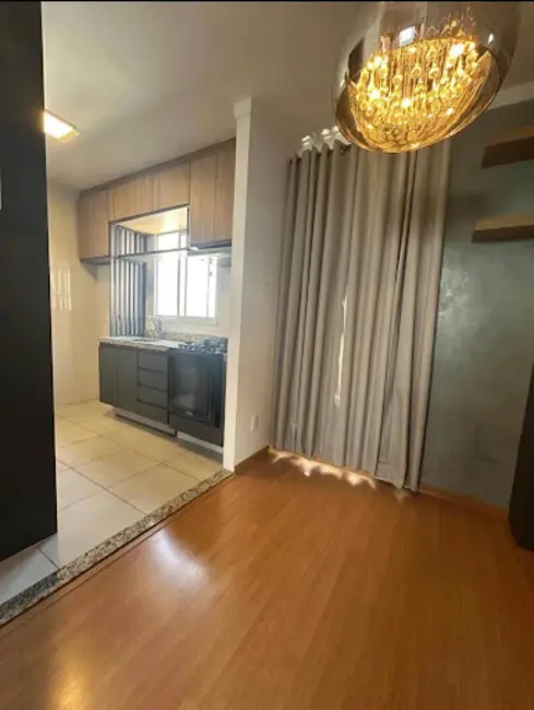 Foto 3 de Apartamento com 2 quartos à venda, 45m2 em Londrina - PR