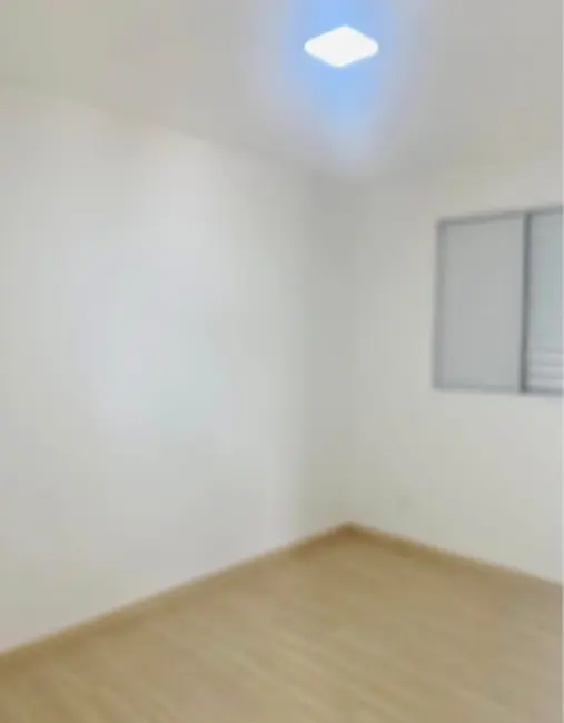 Foto 3 de Apartamento com 2 quartos para alugar, 47m2 em Jardim Maria Celina, Londrina - PR