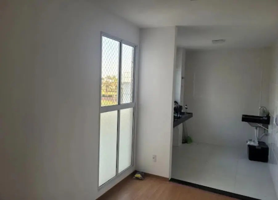 Foto 2 de Apartamento com 2 quartos para alugar, 45m2 em Londrina - PR