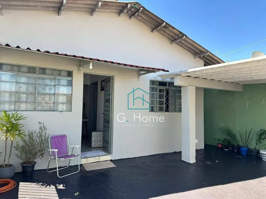 Foto 2 de Casa com 4 quartos à venda, 260m2 em Londrina - PR