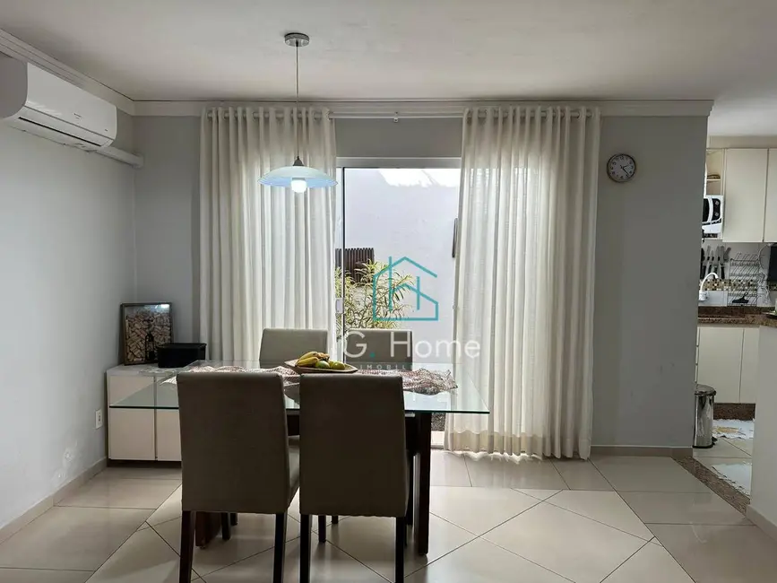 Foto 7 de Casa com 4 quartos à venda, 260m2 em Londrina - PR