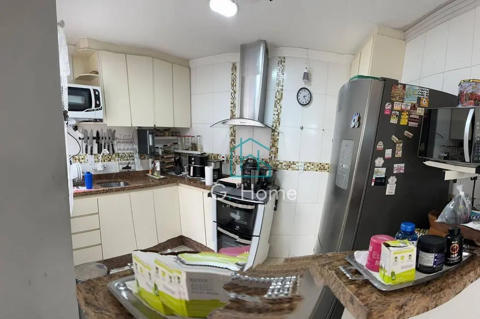 Foto 5 de Casa com 4 quartos à venda, 260m2 em Londrina - PR