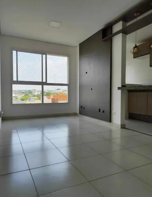 Foto 2 de Apartamento com 3 quartos à venda, 98m2 em Champagnat, Londrina - PR