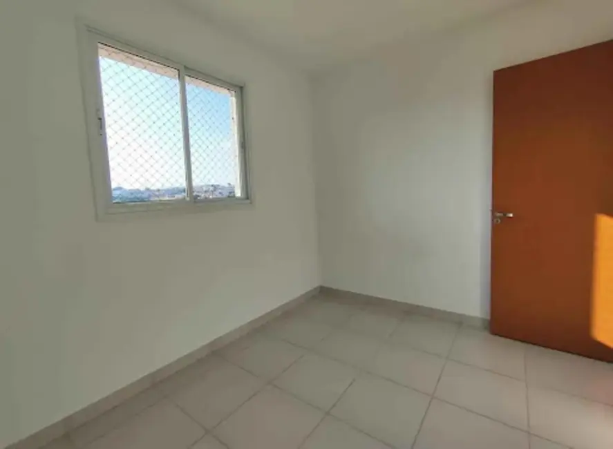 Foto 8 de Apartamento com 3 quartos à venda, 98m2 em Champagnat, Londrina - PR