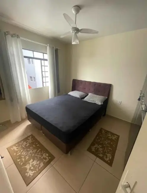 Foto 8 de Apartamento com 3 quartos à venda, 55m2 em Santa Rita 2, Londrina - PR
