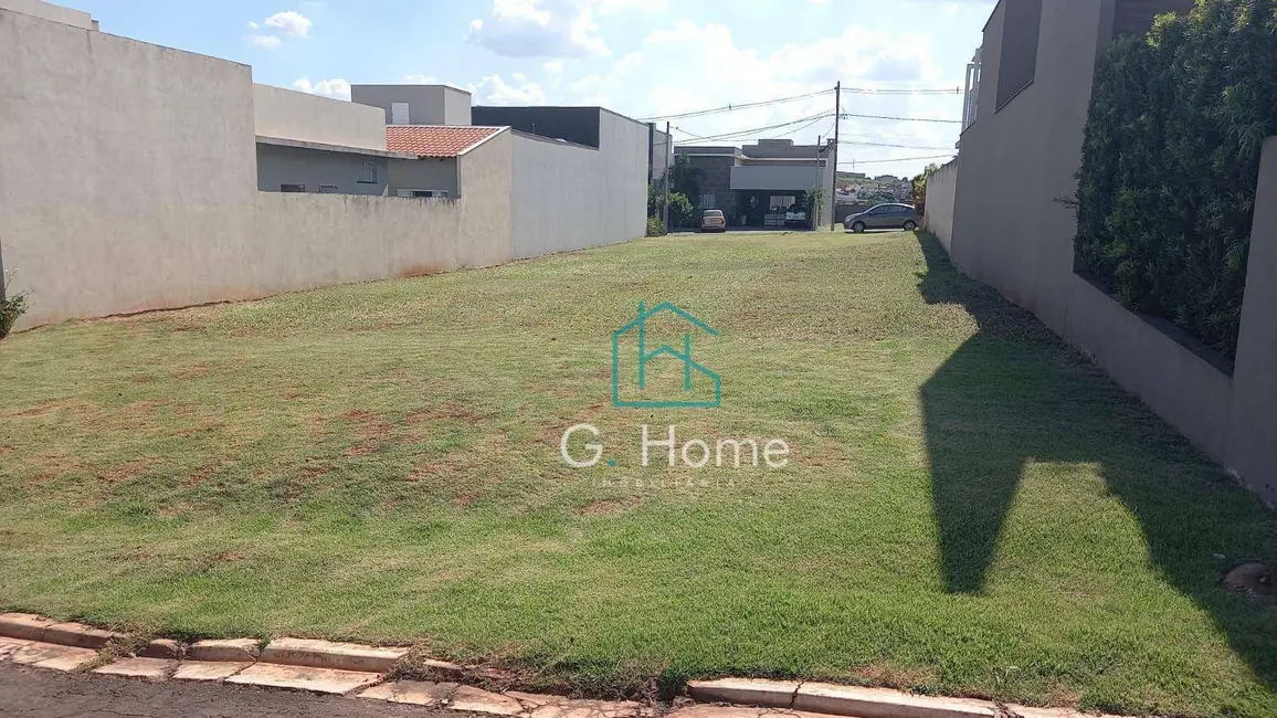 Foto 7 de Terreno / Lote à venda, 313m2 em Conjunto Habitacional Jesualdo Garcia Pessoa, Londrina - PR