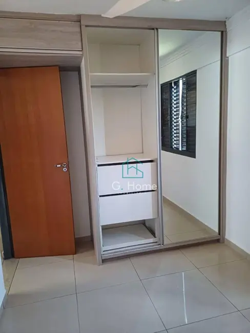 Apartamento com 2 quartos à venda, 43m2 em Jardim Maria Celina, Londrina - PR - imagem 3 Foto 3 de Apartamento com 2 quartos à venda, 43m2 em Jardim Maria Celina, Londrina - PR