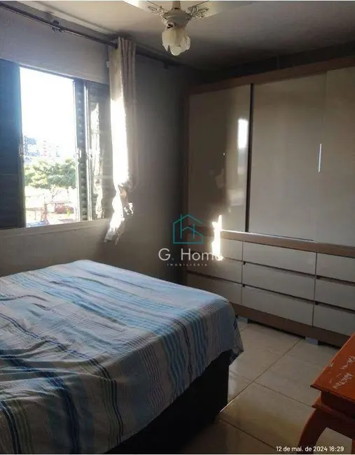 Apartamento com 2 quartos à venda, 47m2 em Jardim Maria Celina, Londrina - PR - imagem 3 Foto 3 de Apartamento com 2 quartos à venda, 47m2 em Jardim Maria Celina, Londrina - PR
