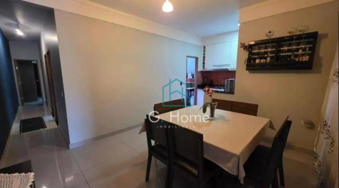 Foto 6 de Casa com 3 quartos à venda, 125m2 em Heimtal, Londrina - PR