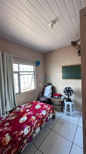 Casa com 3 quartos à venda, 234m2 em Carlota, Londrina - PR - imagem 8 Foto 8 de Casa com 3 quartos à venda, 234m2 em Carlota, Londrina - PR