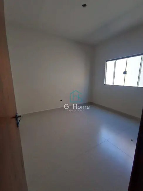 Foto 8 de Casa com 3 quartos à venda, 200m2 em Jardim Planalto, Londrina - PR