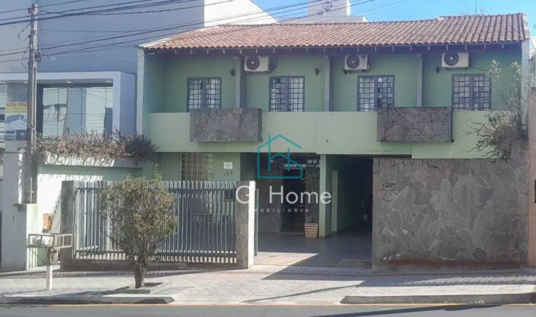 Foto 1 de Casa com 4 quartos à venda, 468m2 em Dom Bosco, Londrina - PR