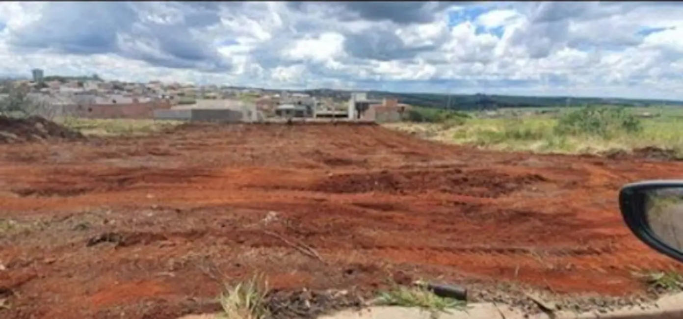 Foto 1 de Terreno / Lote à venda, 500m2 em Conjunto Residencial Roberto Conceição, Cambe - PR