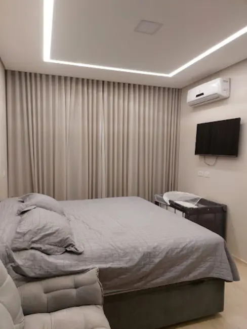 Foto 5 de Chácara com 3 quartos à venda, 700m2 em Londrina - PR