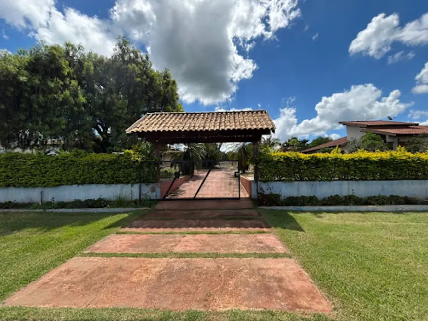 Foto 2 de Chácara com 3 quartos à venda, 3000m2 em Londrina - PR