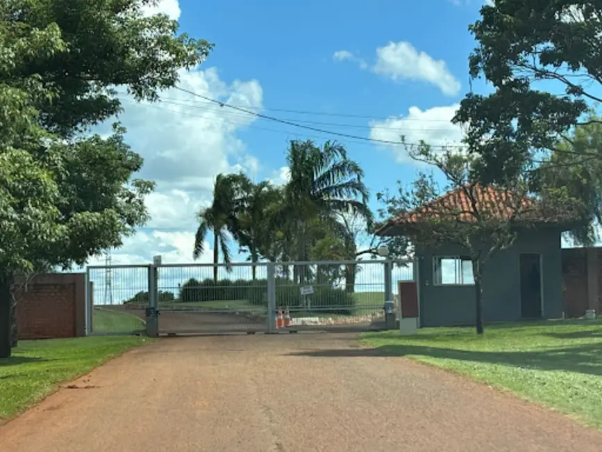 Foto 9 de Chácara com 3 quartos à venda, 3000m2 em Londrina - PR