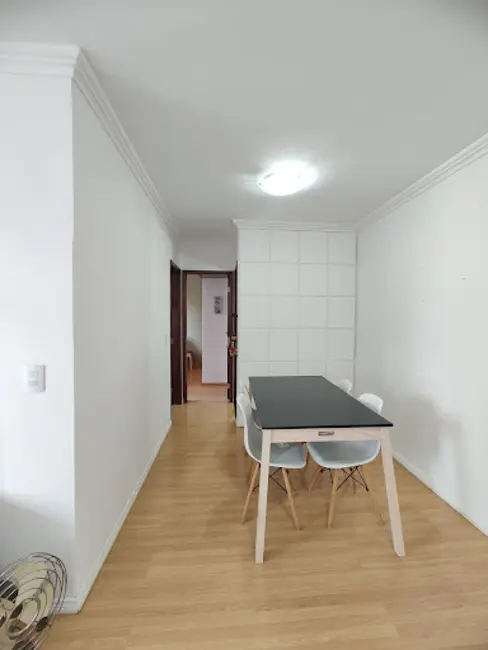 Apartamento com 2 quartos para alugar, 65m2 em Judith, Londrina - PR - imagem 6 Foto 6 de Apartamento com 2 quartos para alugar, 65m2 em Judith, Londrina - PR