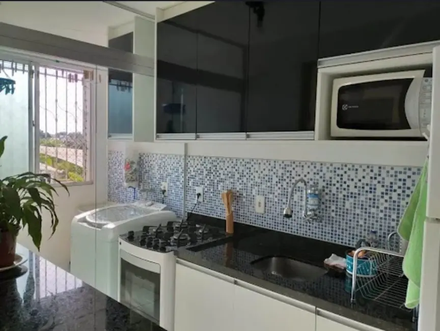 Foto 7 de Apartamento com 2 quartos para alugar, 53m2 em Jardim Nações Unidas, Londrina - PR