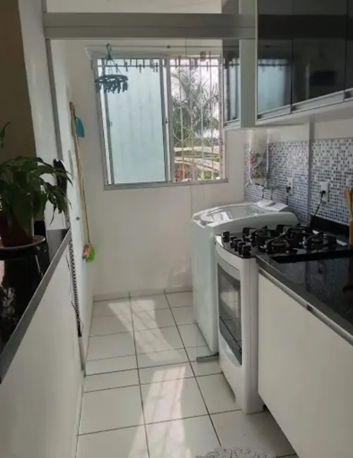 Foto 5 de Apartamento com 2 quartos para alugar, 53m2 em Jardim Nações Unidas, Londrina - PR