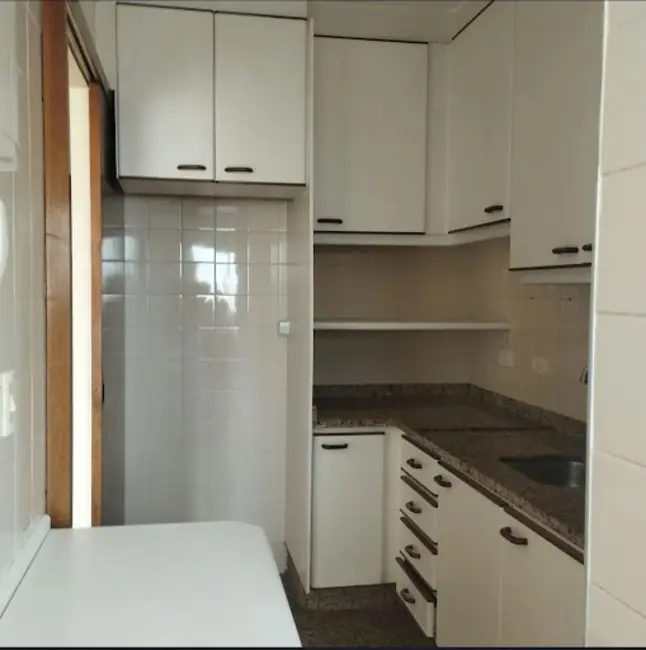 Foto 2 de Apartamento com 2 quartos para alugar, 47m2 em Judith, Londrina - PR