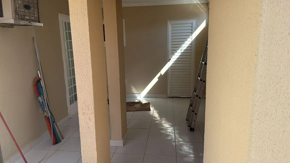 Foto 7 de Casa de Condomínio com 3 quartos à venda, 187m2 em Jardim Esperança, Londrina - PR