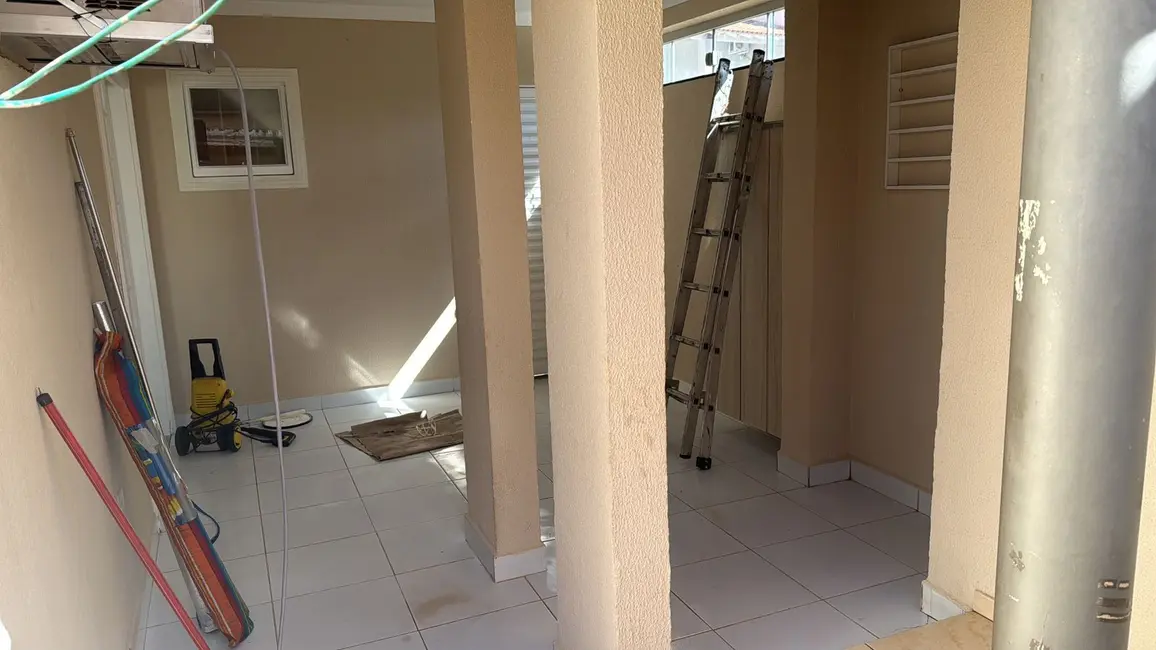 Foto 6 de Casa de Condomínio com 3 quartos à venda, 187m2 em Jardim Esperança, Londrina - PR