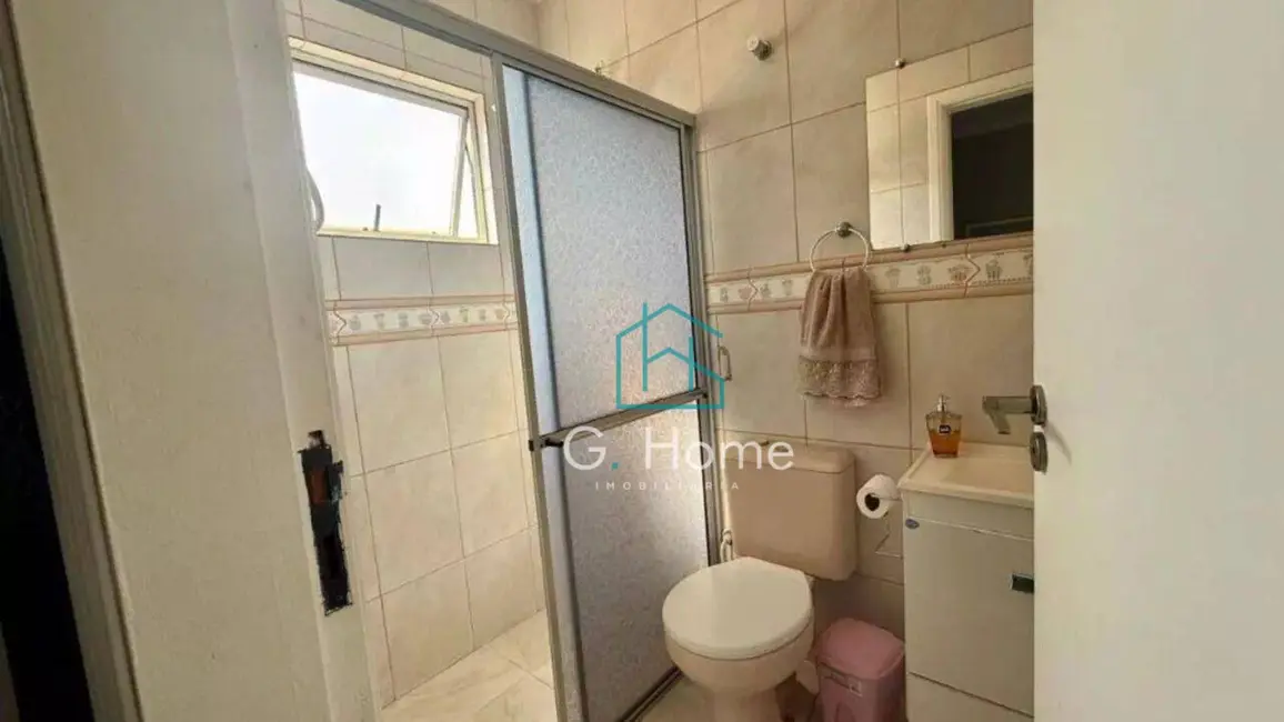 Foto 7 de Sobrado com 3 quartos à venda, 253m2 em Jardim Tókio, Londrina - PR